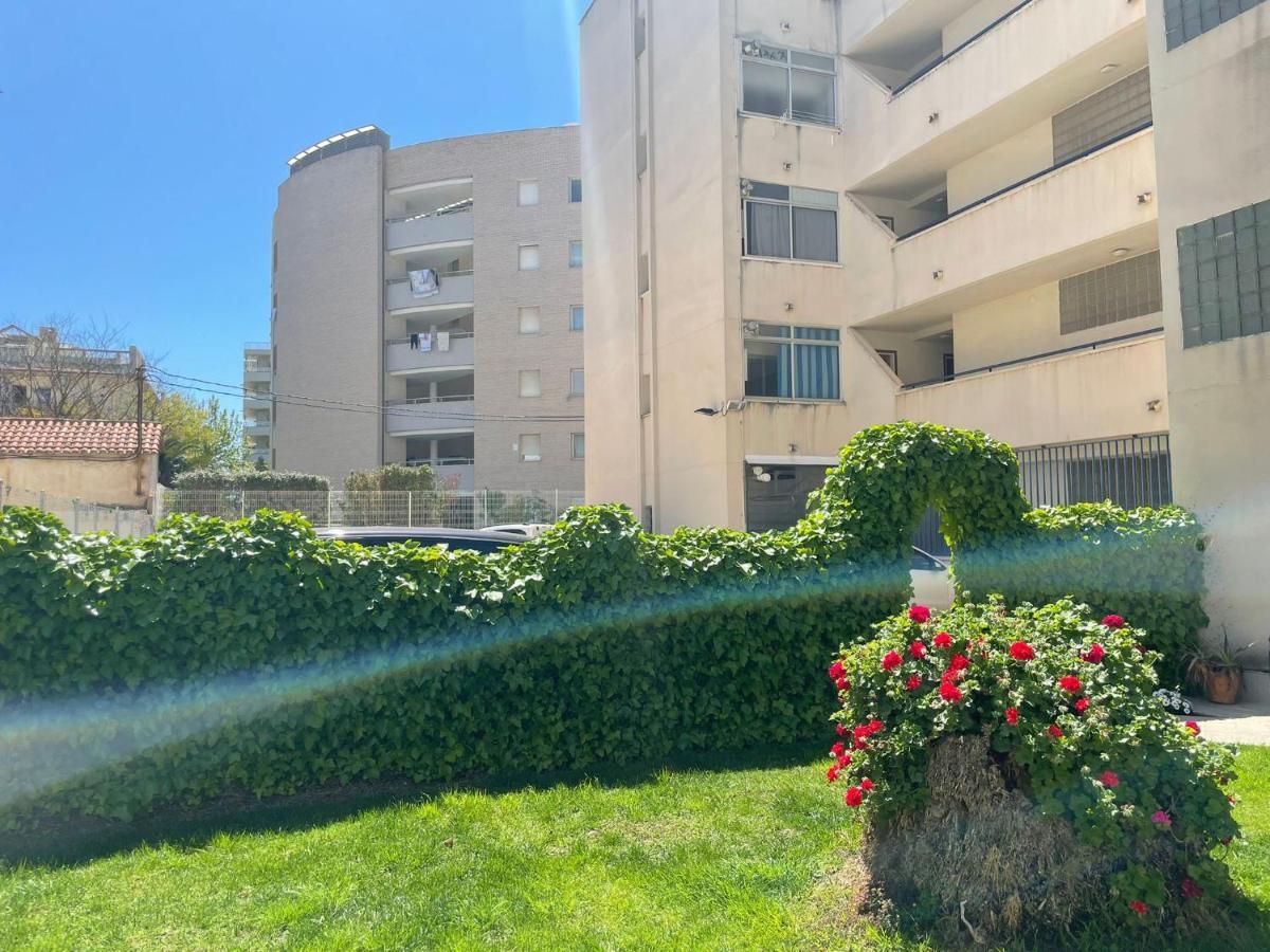 Apartamento Paris Салоу Экстерьер фото